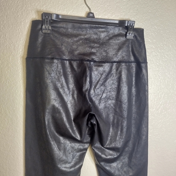 NWT Aerie OFFLINE The Hugger High Waisted Crackle Legging Sz Xl - Picture 5 of 7